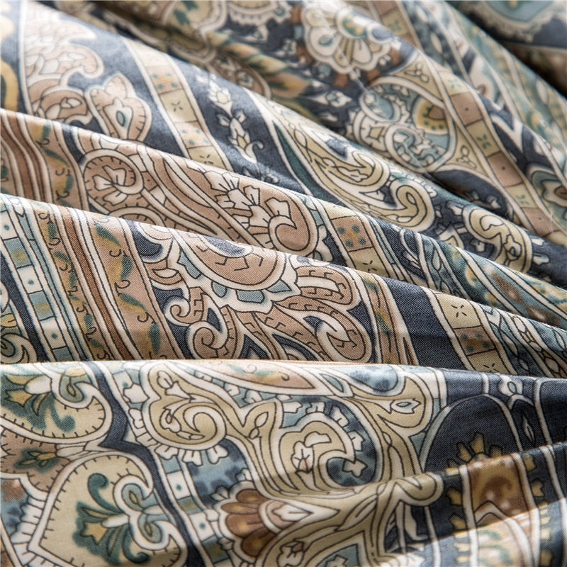 Luxury Paisley Bohemian Goose Down Comforter Twin Queen King size