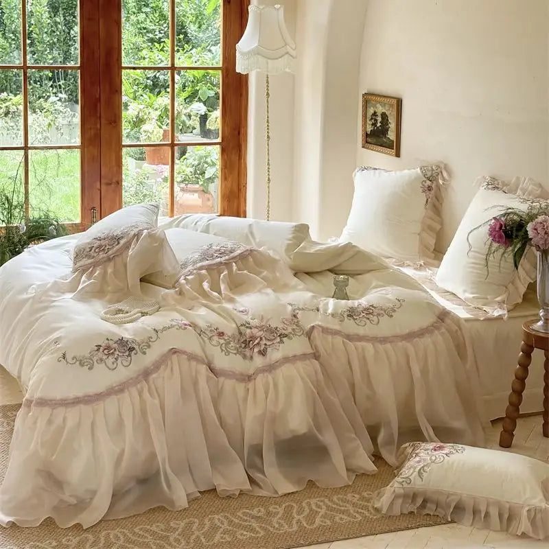 White Elegant Flowers Embroidery Princess Wedding 1200TC Egyptian Cotton Duvet Cover Bedding Set