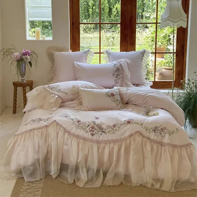 White Elegant Flowers Embroidery Princess Wedding 1200TC Egyptian Cotton Duvet Cover Bedding Set