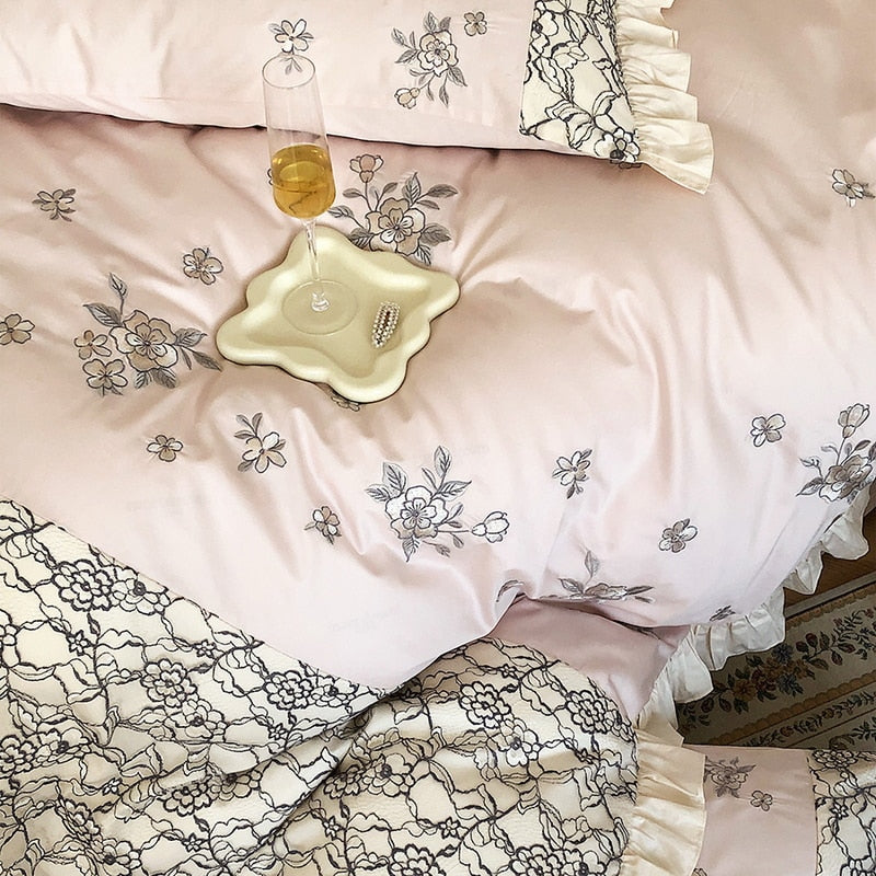 Cozy Pink Romantic French Floral Lace Patchwork Duvet Cover Set, 600TC Egyptian Cotton Bedding Set