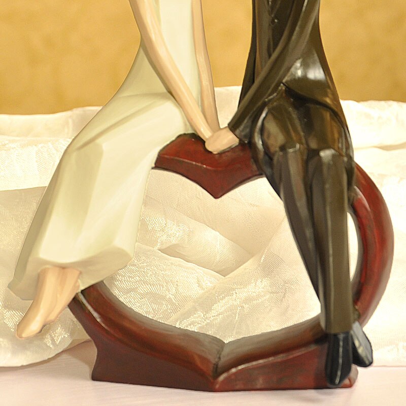 Sweet Couple Wedding gifts Sculptures and Statues
