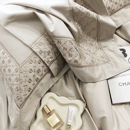 Luxury White Purple Palace Hotel Grade Embroidery, 1000TC Egyptian Cotton Bedding Set