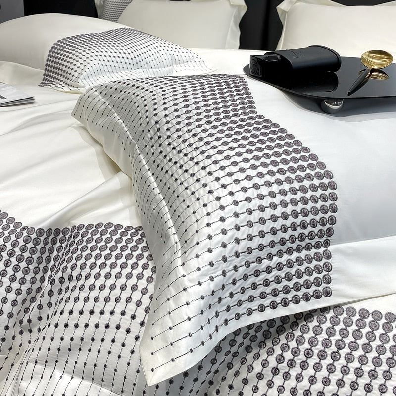 Luxury White Black Burgundy Dot European Embroidered Hotel Style Duvet Cover Set, 1000TC Egyptian Cotton Bedding Set