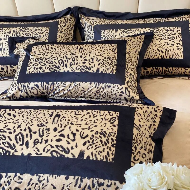 Luxury Black Leopard Print Thickened Embroidery Crystal Velvet Fleece Duvet Cover Bedding Set