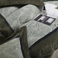 Thumbnail for Luxury Leopard Printed Pattern Long Stripe Crystal Velvet Fleece Duvet Cover Bedding Set