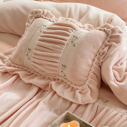White Pink Luxury Romantic French Patchwork Flower Embroidered Duvet Cover, Velvet Fleece Bedding Set