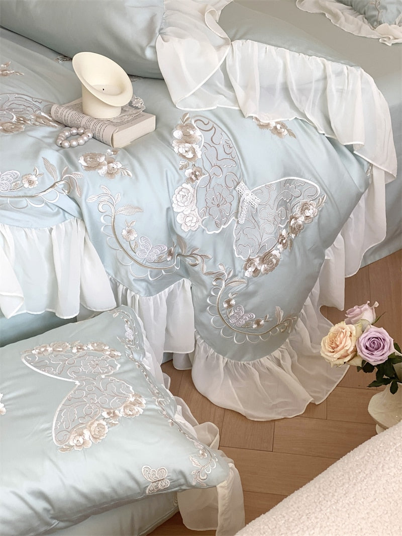 Luxury Whites Blue Princess Wedding Butterfly Flowers Lace Duvet Cover, 1400TC Egyptian Cotton Bedding Set