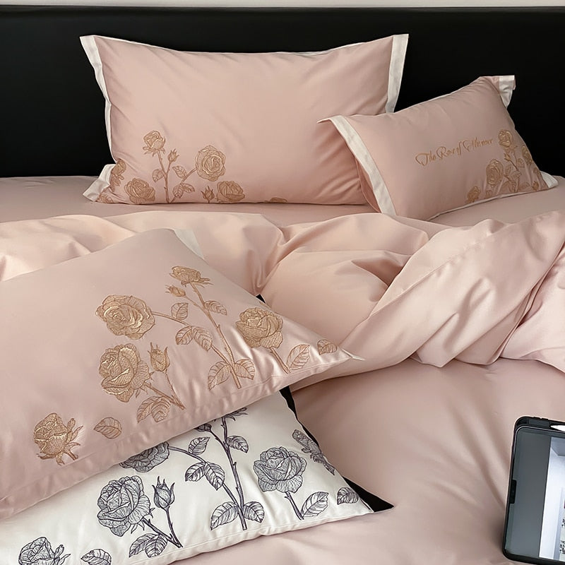 White Black Red Rose Flower Luxury Black Rim Side Duvet Cover, 1000TC Egyptian Cotton Bedding Set