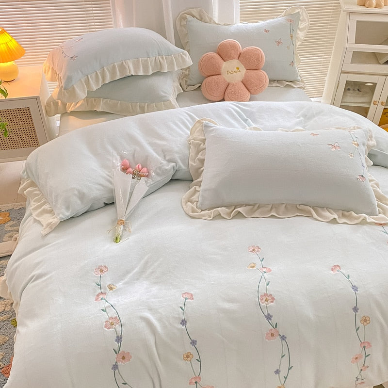 Chic Blue Pink Flowers Embroidered Princess Velvet Fleece Duvet Cover Bedding Set