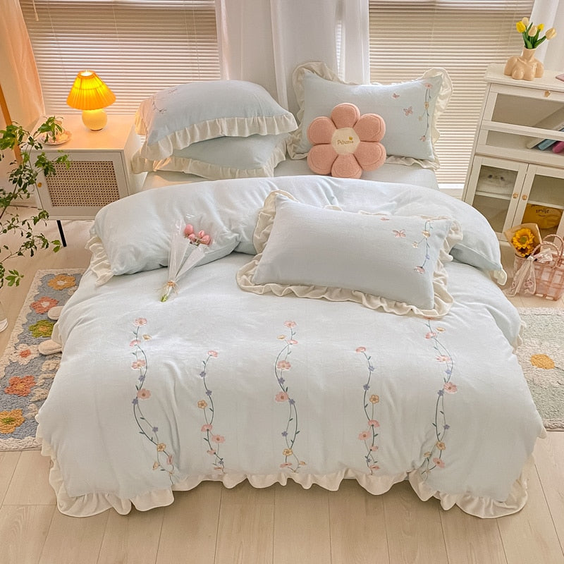 Chic Blue Pink Flowers Embroidered Princess Velvet Fleece Duvet Cover Bedding Set