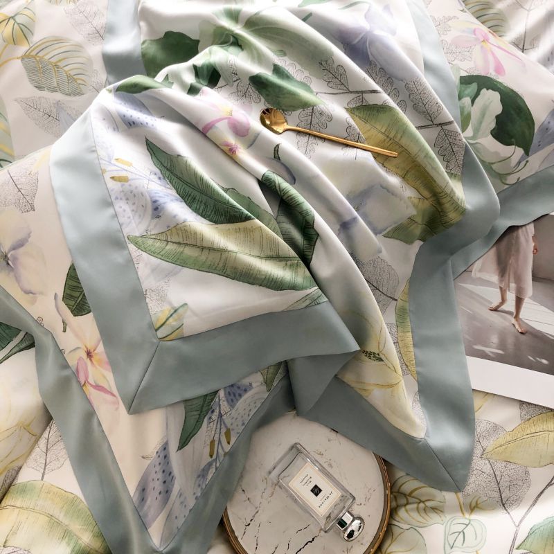 Tropical Nature Leaf Pattern Silky Flower Duvet Cover Set, 100% Tencel Bedding Set