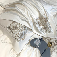 Thumbnail for Luxury White Bloom Flower Chic Embroidered Duvet Cover Set, 1000TC Egyptian Cotton Bedding Set