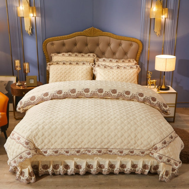 Luxury Gold Thicken Warm Crystal Velvet Embroidered with Ruffles Duvet Cover Bedding Set