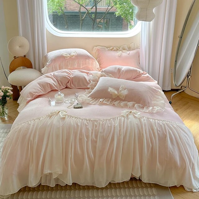Soft Pink Romantic Lace Ruffles French Princess Velvet Fleece Duvet Cover Bedding Set
