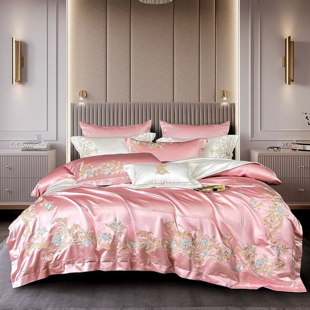 White Pink Baroque Luxury Egyptian Cotton 1000 Thread Count Embroidered Duvet Cover Bedding Set