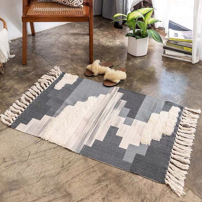 Nordic Handmade Tassel Cotton Tuft Woven Indian Rugs and Carpets