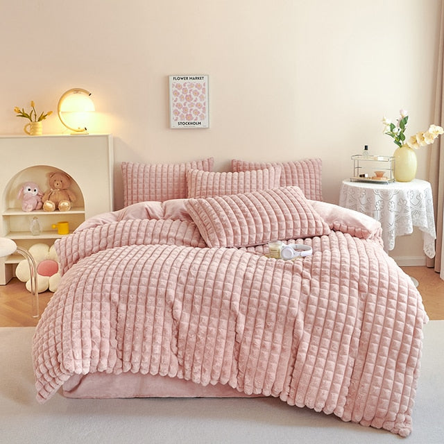 Beige Pink White Luxury Velvet Fleece Plush Fluffy Soft Duvet Cover Set Bedding Set