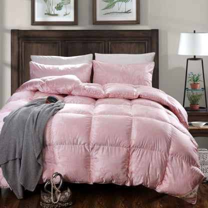 Luxury White Pink Fluffy Goose Down Comforter for All Seasons Hotel Quality Grade