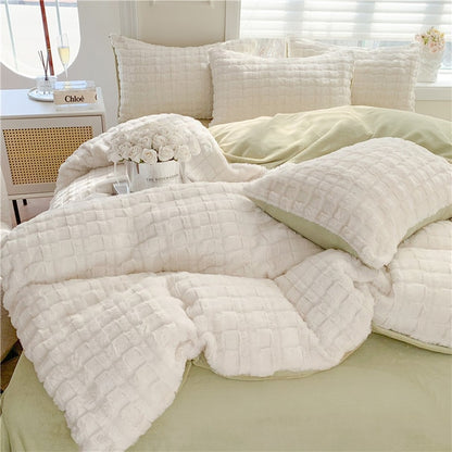 White Pink Winter Warm Short Plush Duvet Cover Set, Velvet Fleece Fabric Bedding Set